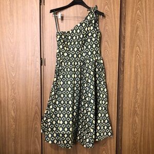 Collectif Green Tiki Geometric One-Shoulder Dress
